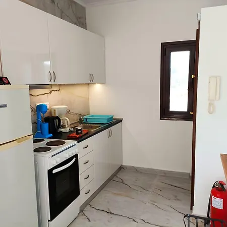 Salonikiou Beach Apartments & Villas Agios Nikolaos  Exterior photo